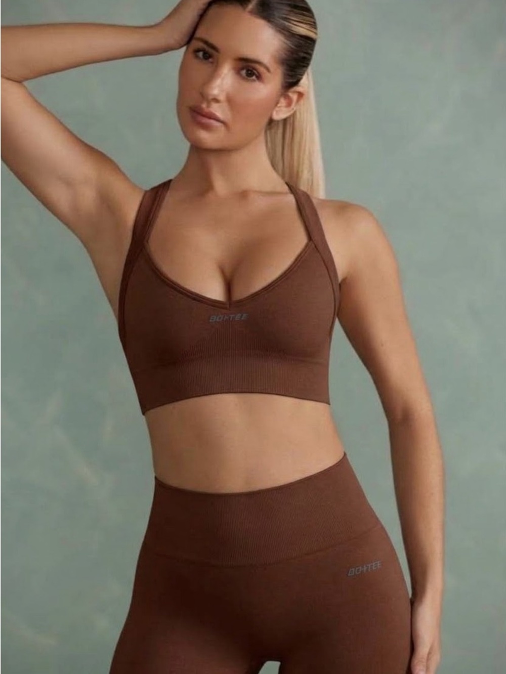 Bo + Tee Women’s work out set XS Brown